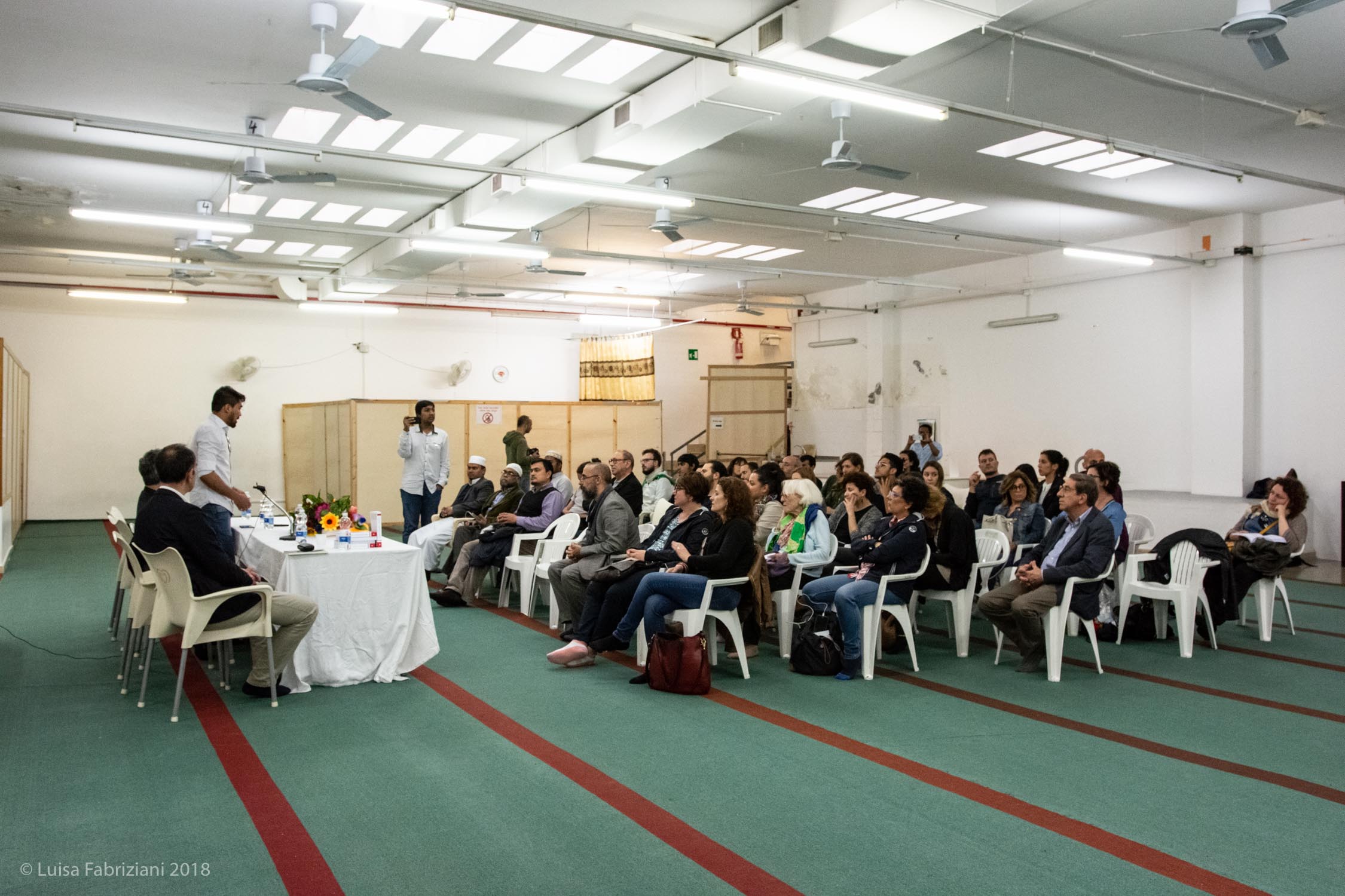 Un convegno organizzato nella moschea